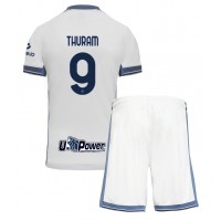 Camisa de Futebol Inter Milan Marcus Thuram #9 Equipamento Secundário Infantil 2024-25 Manga Curta (+ Calças curtas)